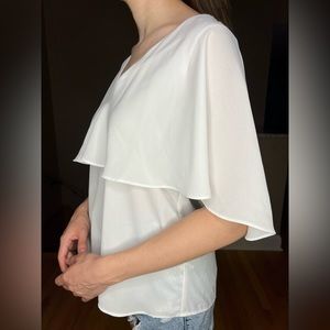 White shirt. Brand ZARA. Size XS. Condition like new.